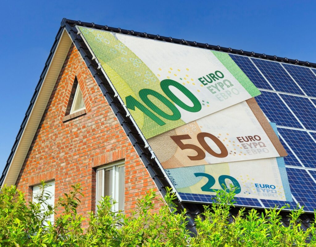 solar panel costs