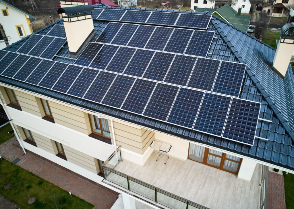 advantages of rooftop solar panels